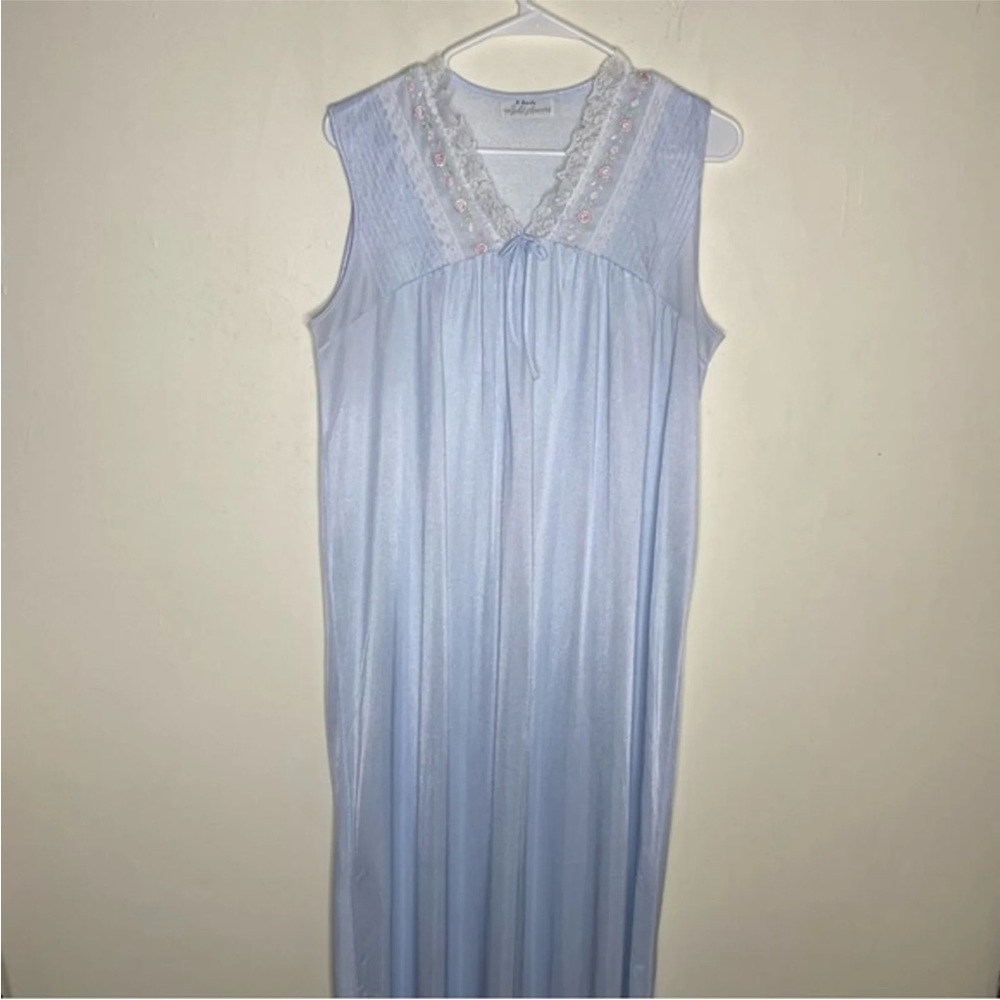Vintage Floral Nightgown